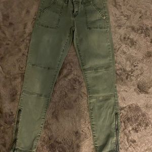 Bethany most olive green pants